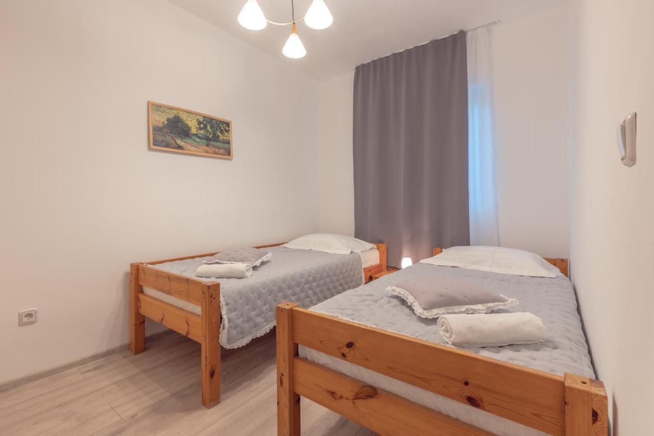 Holiday Home Insulam Mare 特罗吉尔 外观 照片