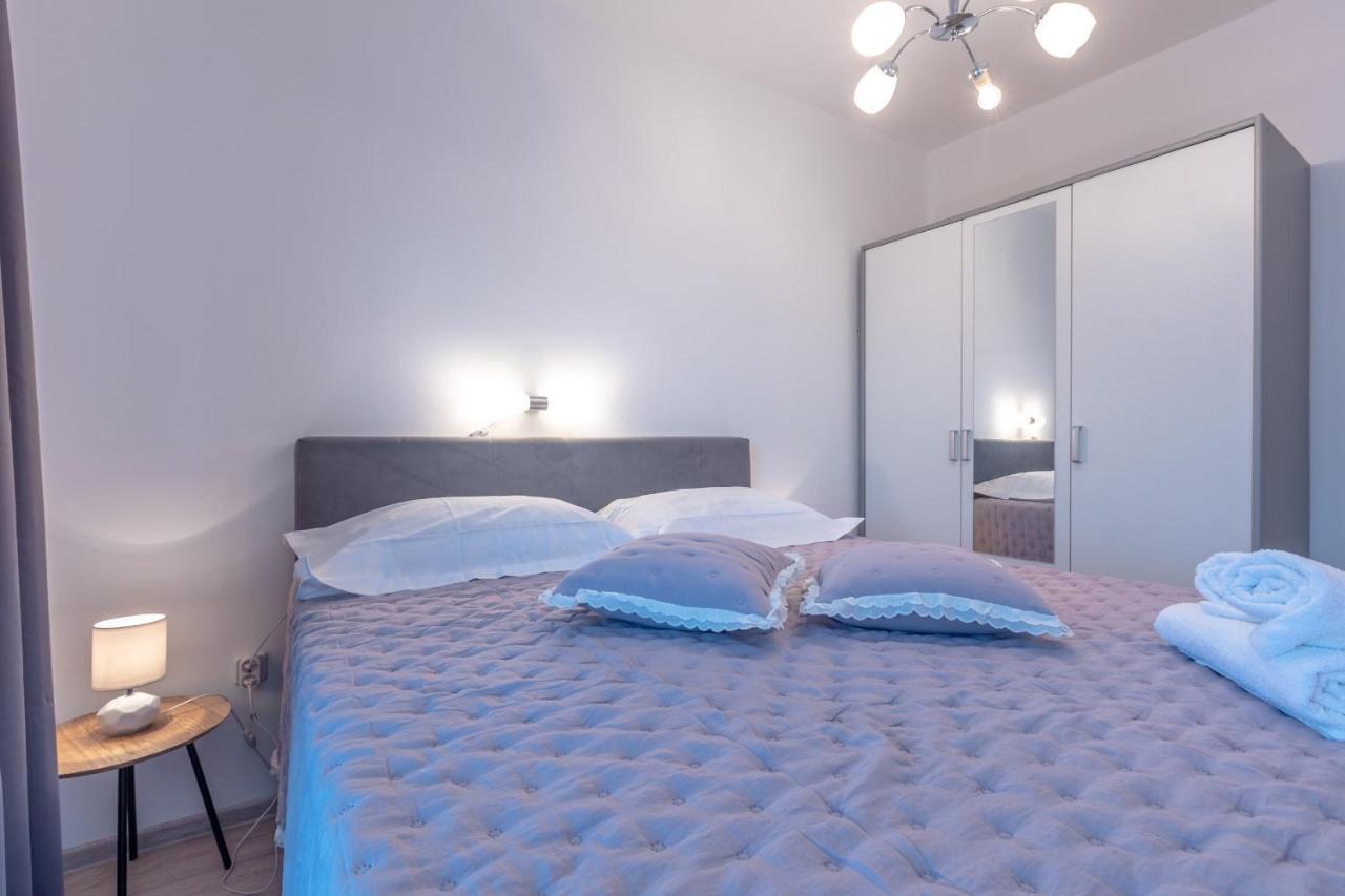 Holiday Home Insulam Mare 特罗吉尔 外观 照片