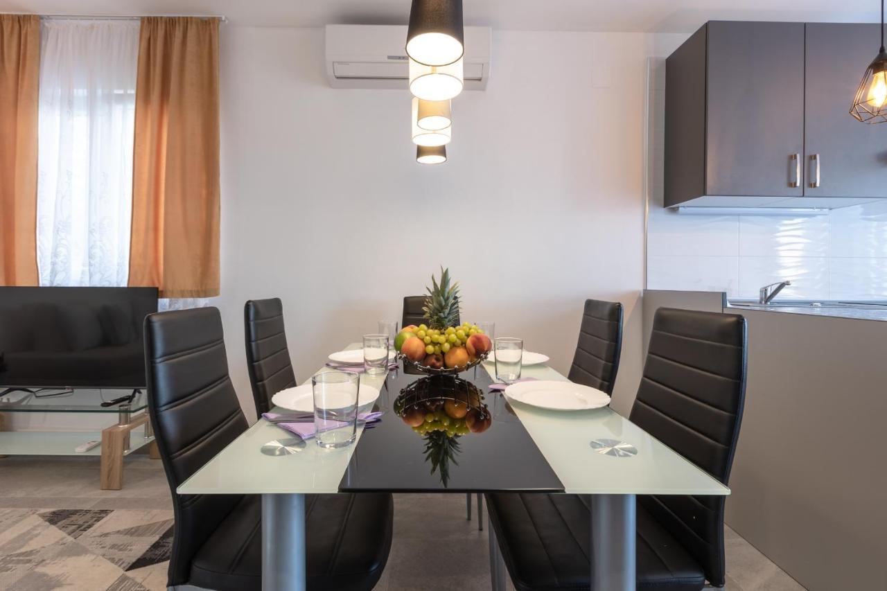 Holiday Home Insulam Mare 特罗吉尔 外观 照片