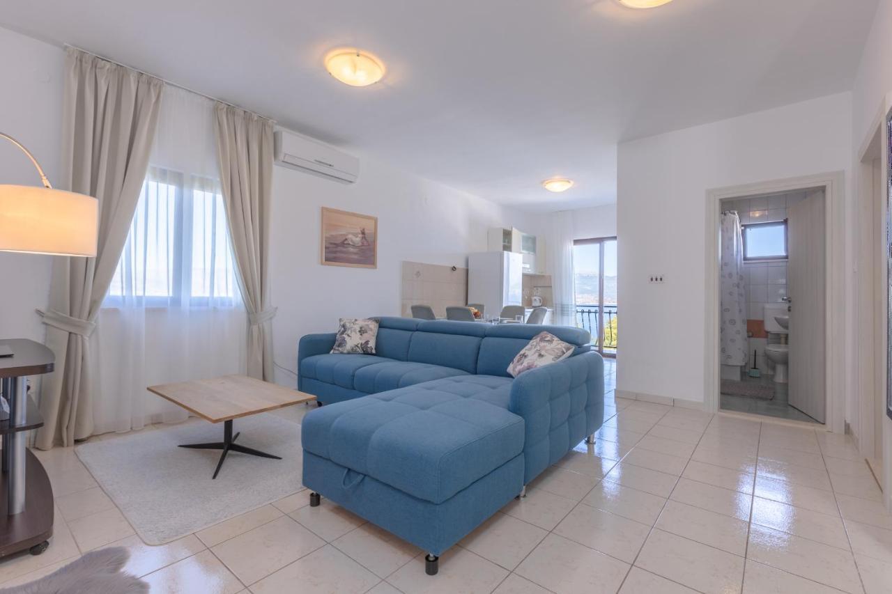 Holiday Home Insulam Mare 特罗吉尔 外观 照片
