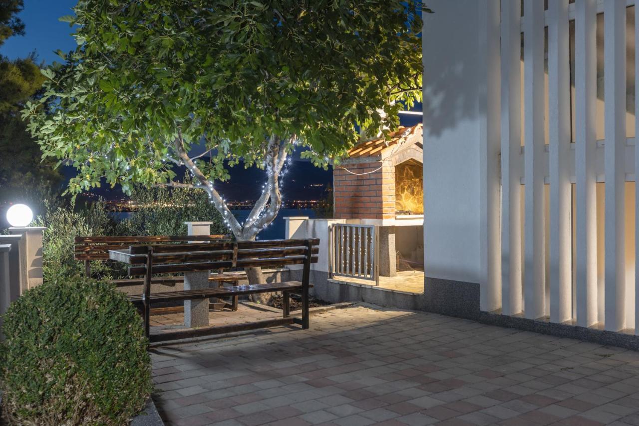 Holiday Home Insulam Mare 特罗吉尔 外观 照片
