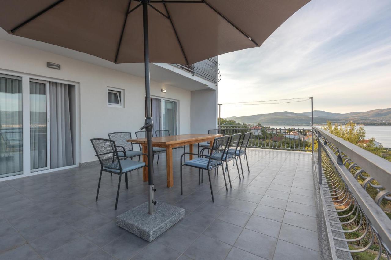 Holiday Home Insulam Mare 特罗吉尔 外观 照片